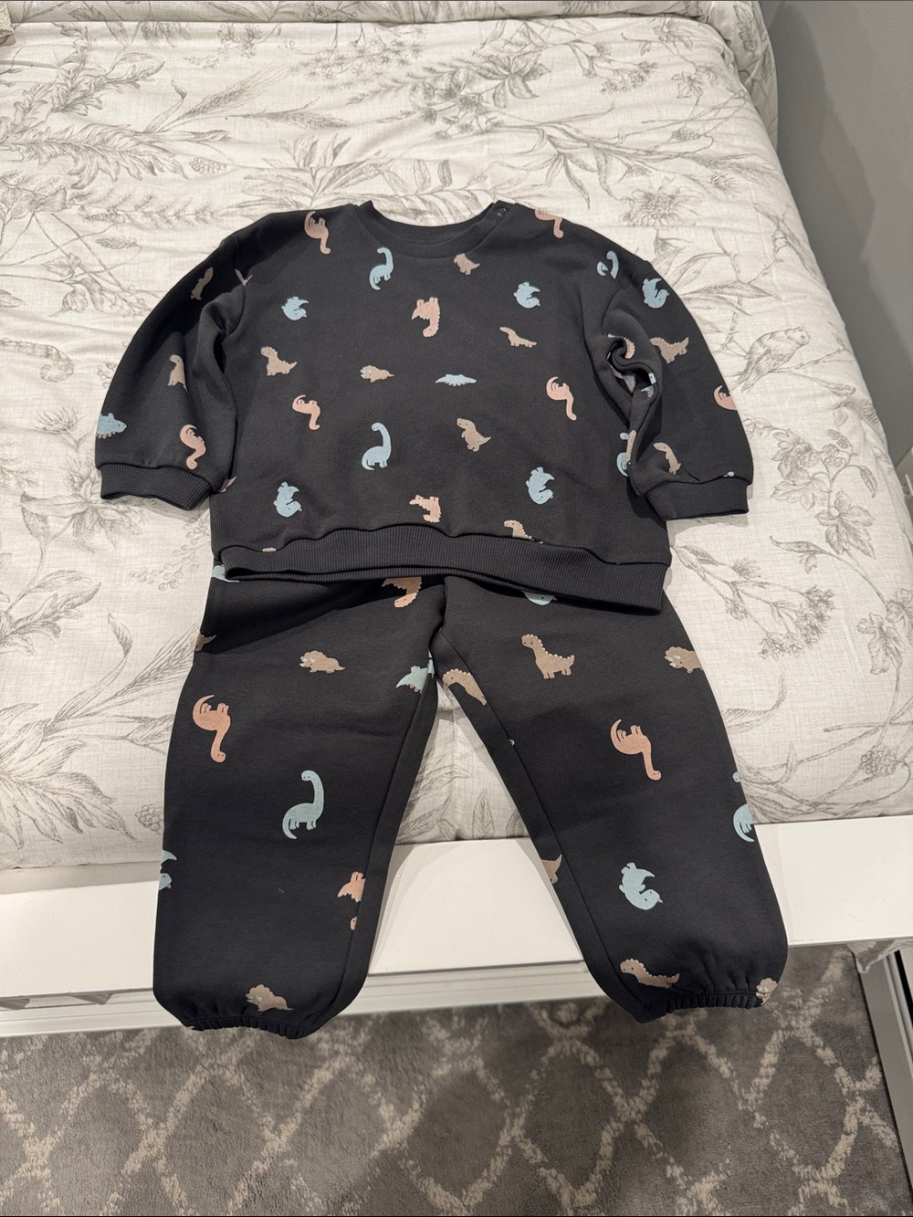H&M Black Kids Matching Set with Blue and Pink Dino Prints